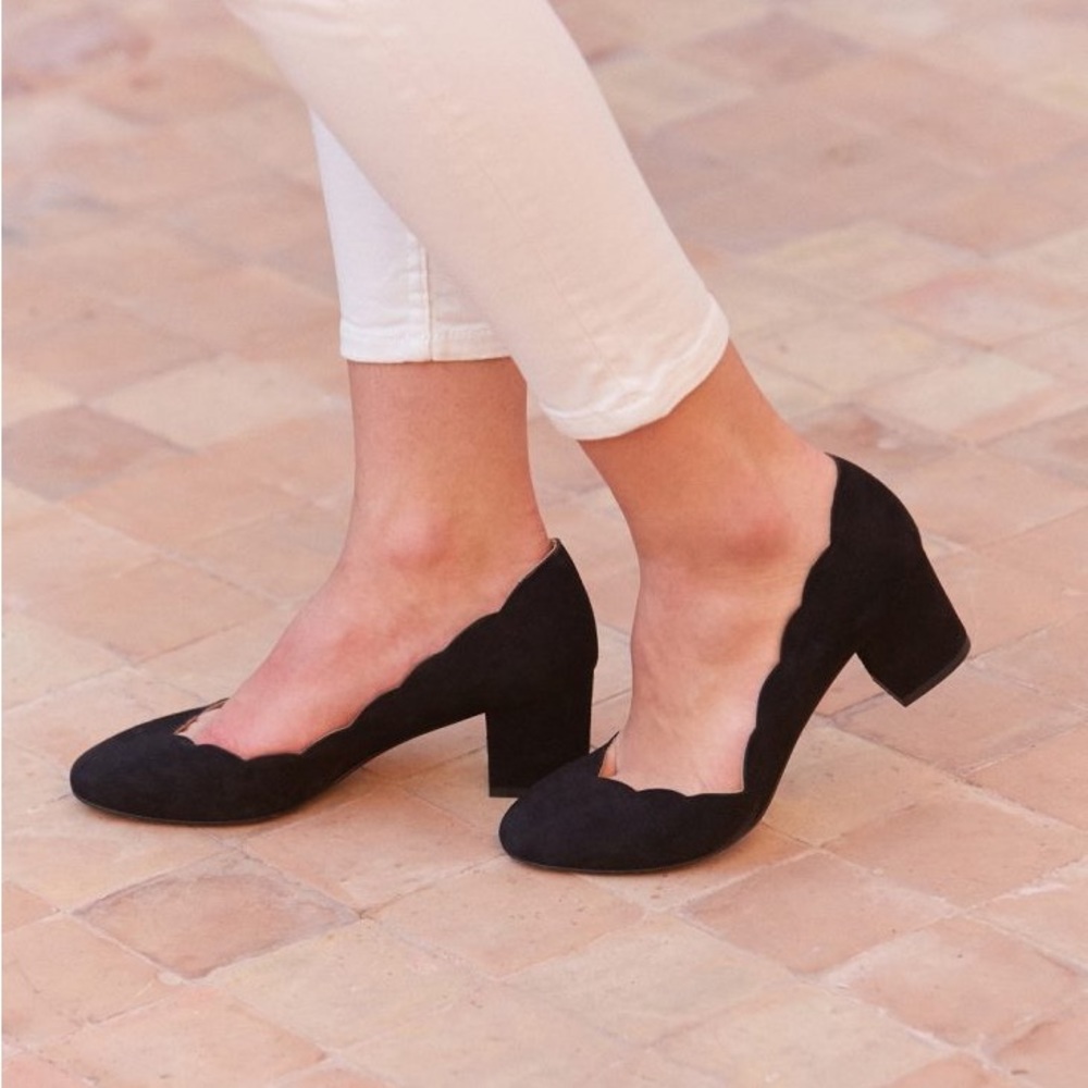 Sezané Low Palermo Heels in Black Velvet